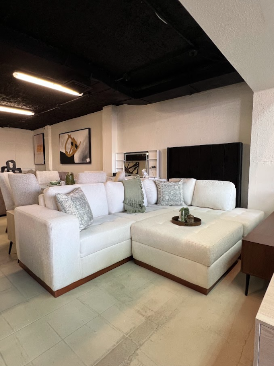 SALA ROXANA