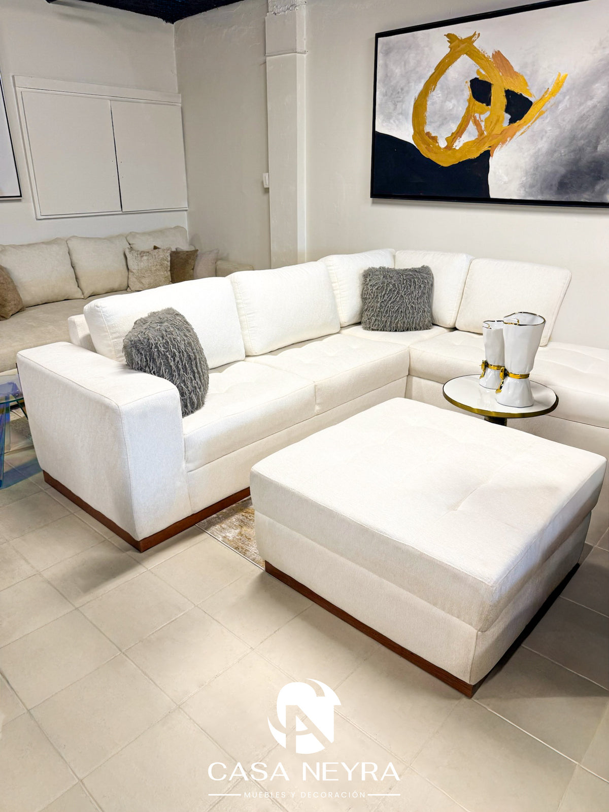 SALA ROXANA