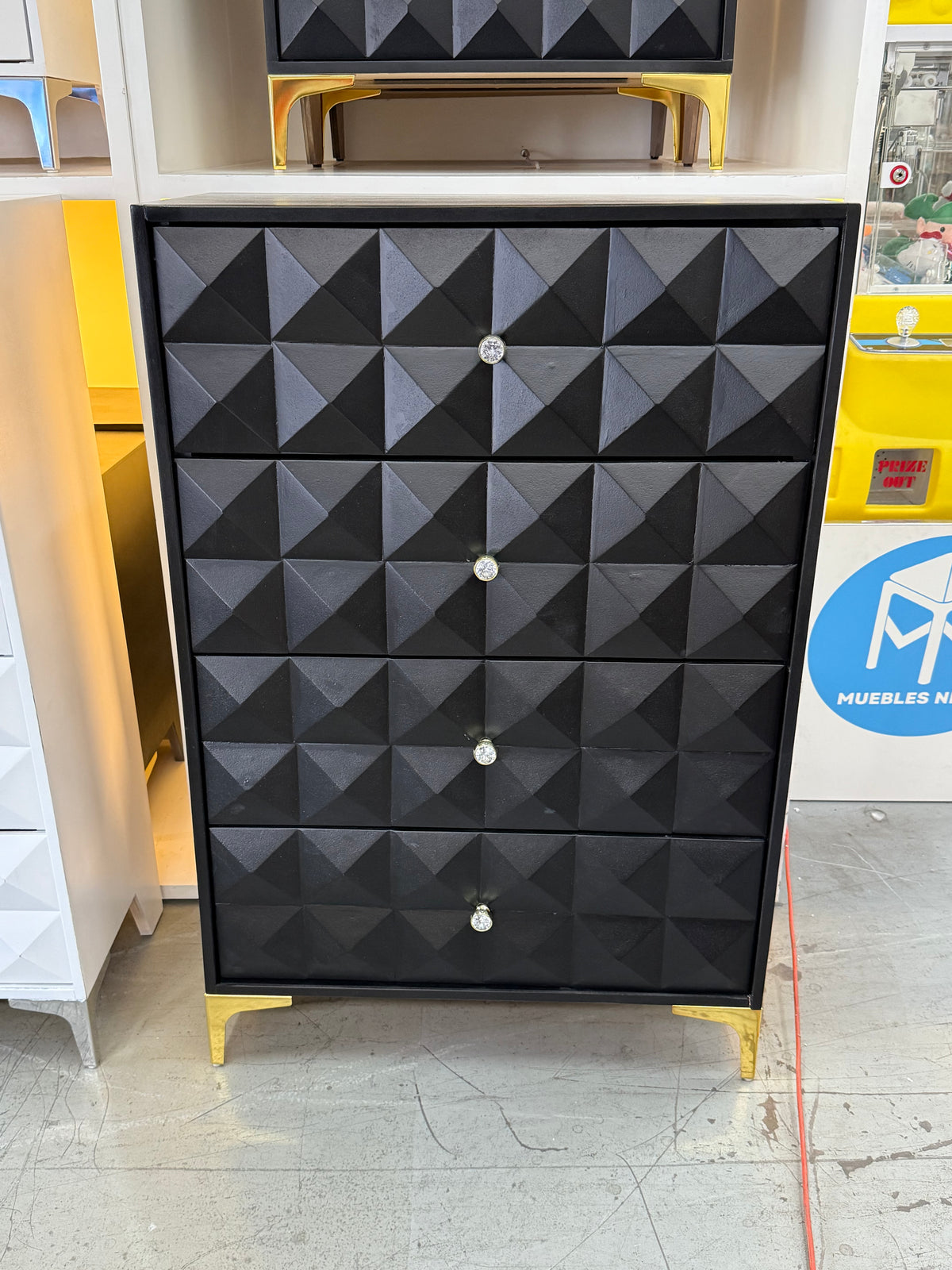 CÓMODA DIAMANTE